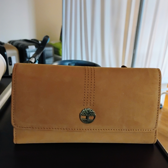 Timberland Handbags - Timberland Tan Suede Leather, Unisex Wallet
